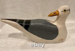 Sculpture de Mouette en Bois Vintage Signée John M. Ziniel 1979 Art Populaire Oiseau