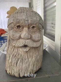 Sculpture de Père Noël en bois sculpté à la main / Art populaire fait main / Noël / SIGNÉE