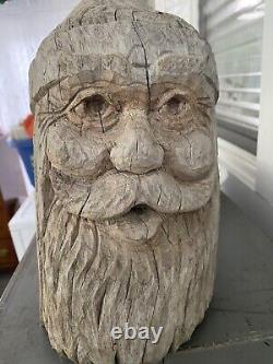 Sculpture de Père Noël en bois sculpté à la main / Art populaire fait main / Noël / SIGNÉE