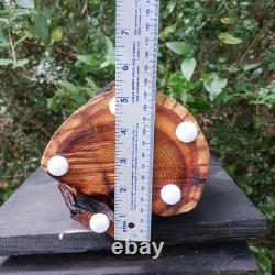 Sculpture de hibou en bois à la tronçonneuse, hibou à cornes, art rustique fait main en bois d'osage orange