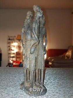 Sculpture de l'équipe de guerriers de la tribu en ébène africain vintage décoratif en statue d'art