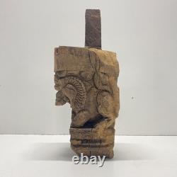 Sculpture de lion de temple en bois d'art populaire d'Asie du Sud de 14 pouces de haut