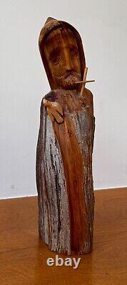 Sculpture de table en bois sculpté d'art populaire religieux de Ricardo Salazar à Taos, Nouveau-Mexique