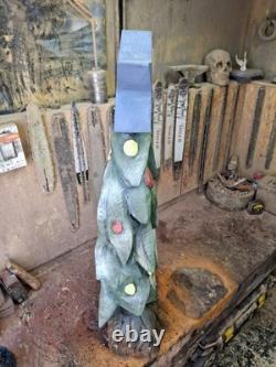 Sculpture en bois de sapin de Noël taillée à la tronçonneuse, décoration rustique saisonnière des fêtes
