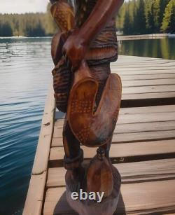 Sculpture en bois folklorique caribéen homme en bois sculpté à la main très détaillée de 2 pieds 7 pouces
