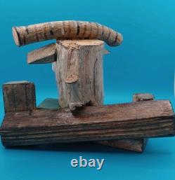 Sculpture en bois naturel peint de RAM fait à la main 6 X 3 X 5