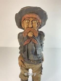 Sculpture en bois peint à la main de Bill Plunkett représentant un cow-boy de l'ouest dans le style de l'art populaire