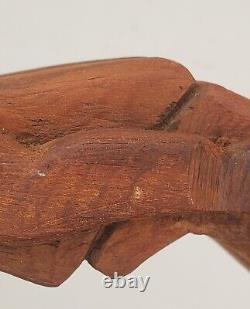 Sculpture en bois sculptée à la main d'un homme, art populaire des années 1930, signée Lisowski