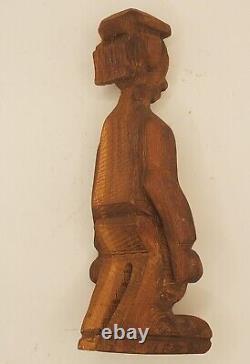 Sculpture en bois sculptée à la main d'un homme, art populaire des années 1930, signée Lisowski