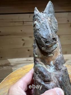 Sculpture primitive effrayante bizarre en bois sculpté ancien, trouvée dans une grange 9