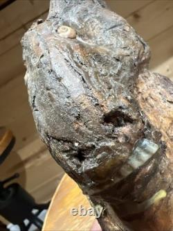 Sculpture primitive effrayante bizarre en bois sculpté ancien, trouvée dans une grange 9