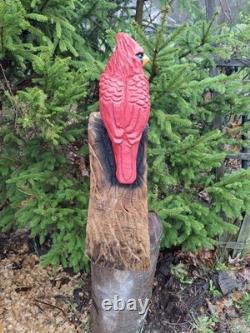 Sculpture statue d’art de décoration intérieure en bois de cardinal sculpté à la tronçonneuse