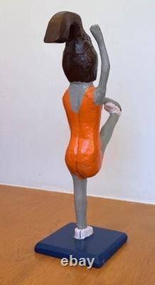 Sculpture statue figurine d’art populaire du Kentucky en bois sculpté Denzil Goodpaster vintage MCM