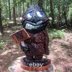 Sculpture sur bois de Bigfoot Sasquatch 26 pouces Monstre Yeti Panneau FK Off Art Populaire
