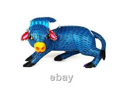 Sculpture sur bois de Oaxaca Armando Jimenez Taureau Toro Oaxaca Art populaire mexicain Alebrije