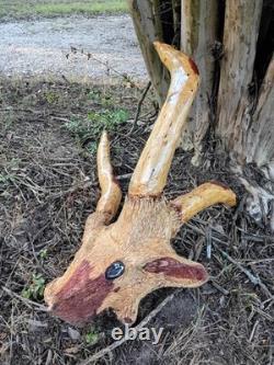 Sculpture sur bois de cèdre