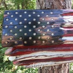 Sculpture sur bois en forme de drapeau américain en bois, patriotique et rustique. 223 2ème amendement