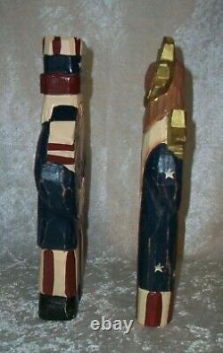 Sculptures d'art populaire en bois sculpté représentant l'Oncle Sam, la Dame de la Liberté et le Patriotisme Américain d'époque