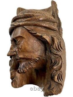 Statue d'art populaire chrétienne en bois sculpté à la main de Jésus-Christ sur écorce d'arbre