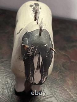 Statue de cheval sculptée à la main vintage en bois, décor en sculpture, art populaire, 21,5 cm de hauteur