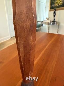 Statue de la Madone en bois sculpté à la main ViTG, Reine du Monde, 12,5 art populaire signée JW