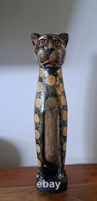 Statue en Bois Peinte et Sculptée à la Main de Totem Folk Art en Vintage, Chat Léopard, 20 Pouces de Haut