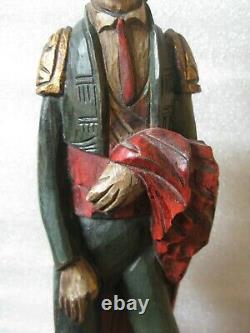 Statues D'art Populaire De Style Primitif Espagnol Matador Senorita Sculpté À La Main Polychrome