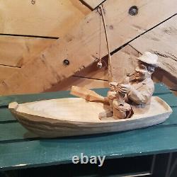 Swedish Folk Art Fisherman Canoe Figurine Bois Sculpté Bateau 11 Vtg Swanky Barn