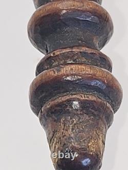 TRÈS RARE ! Rattle d'art populaire victorien antique en bois sculpté couronne d'épines
