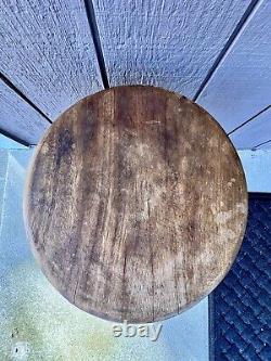 Tabouret en bois sculpté à la main vintage avec des pieds/jambes d'art populaire RARE