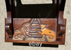 Tabouret en bois sculpté et peint de style folk art vintage unique en forme d'Arche de Noé