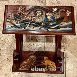 Tabouret en bois sculpté et peint de style folk art vintage unique en forme d'Arche de Noé