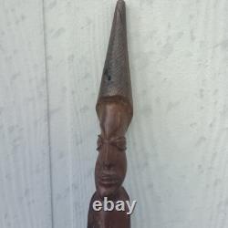 Totem en Bois Sculpté à la Main Vintage Tribal 30 Visages Figuratifs Art Populaire