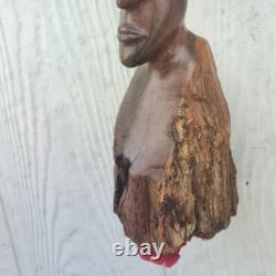 Totem en Bois Sculpté à la Main Vintage Tribal 30 Visages Figuratifs Art Populaire
