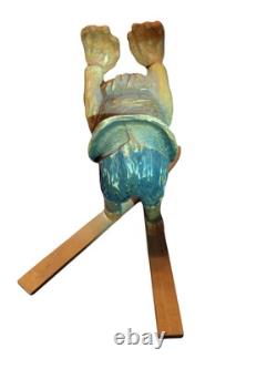 Troll en bois sculpté à la main, art populaire scandinave norvégien