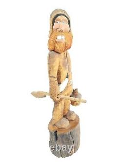 Vieille Figure En Bois Sculpté À La Main D'art Populaire, Chasseur De Buckskin D'homme De Montagne, Signé
