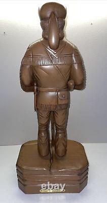 Vieille Main Sculptée Folk Art Mountain Walking Man Dan B Milholland 20