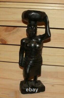 Vieille Statuette Africaine Sculptée À La Main En Bois Femme Porte Navire Sur Sa Tête