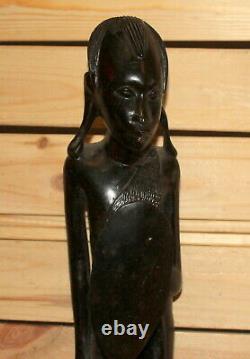 Vieille Statuette De Guerrier En Bois Sculptée À La Main Africaine