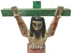 Vieux Jésus Sur La Croix Sculpté Crucifix Religieux Art Populaire Primitif