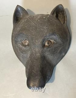 Vintage Style De La Forêt-noire Sculptée Chêne Mur Suspendu Folk Art Wolf Head