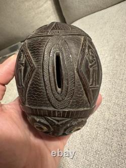 Visage de banque en noix de coco sculptée, art populaire, période coloniale espagnole, République mexicaine, 18e/19e siècle