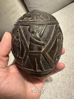 Visage de banque en noix de coco sculptée, art populaire, période coloniale espagnole, République mexicaine, 18e/19e siècle