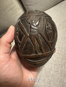 Visage de banque en noix de coco sculptée, art populaire, période coloniale espagnole, République mexicaine, 18e/19e siècle