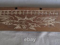 Ww11 Carved Wood Folk Art Canoë Date 1943 Am. Drapeau, Mains Éclaboussées, Coeur Et Étoile